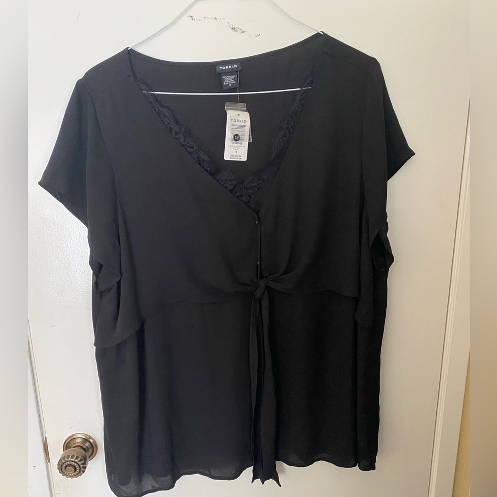 Torrid black top